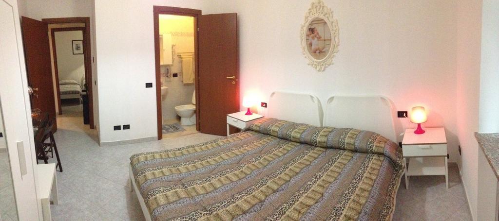 Top Suit Uno - Guest House Brugherio Habitación foto