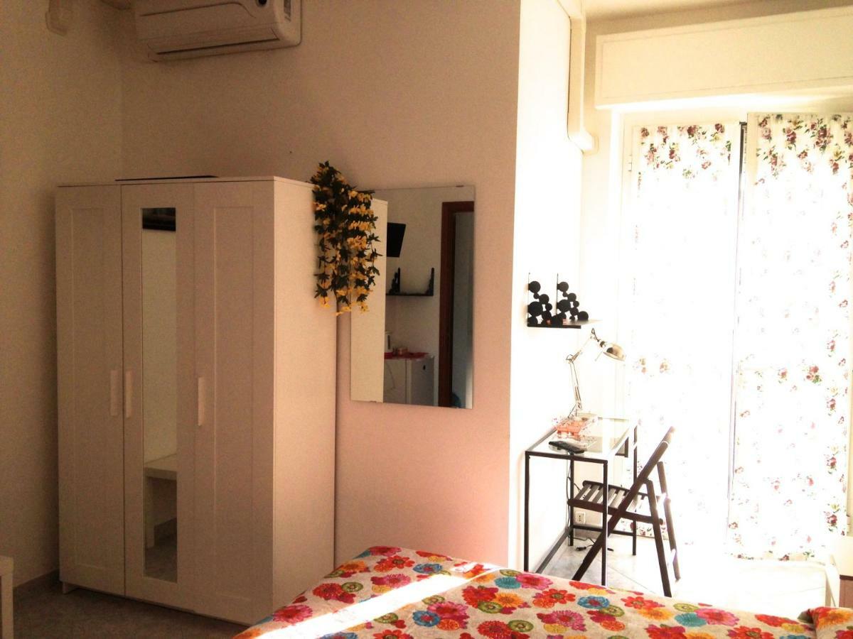 Top Suit Uno - Guest House Brugherio Habitación foto